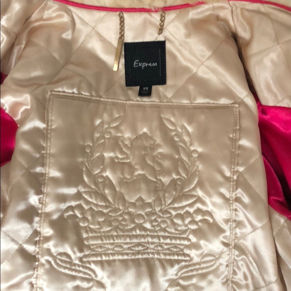 Express faux fur beige coat size XS - Picture 3 of 5